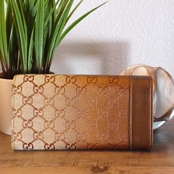 *SOLD* New Gucci Canvas GG gold gradient Continental long wallet with charms - Picture 4 of 14